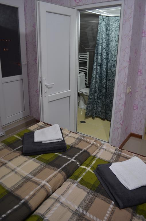 Alex'S Cosy Guesthouse Tbilisi Ruang foto