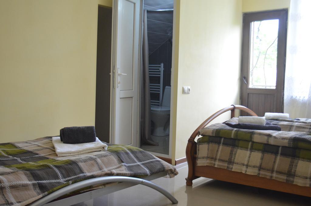 Alex'S Cosy Guesthouse Tbilisi Bagian luar foto