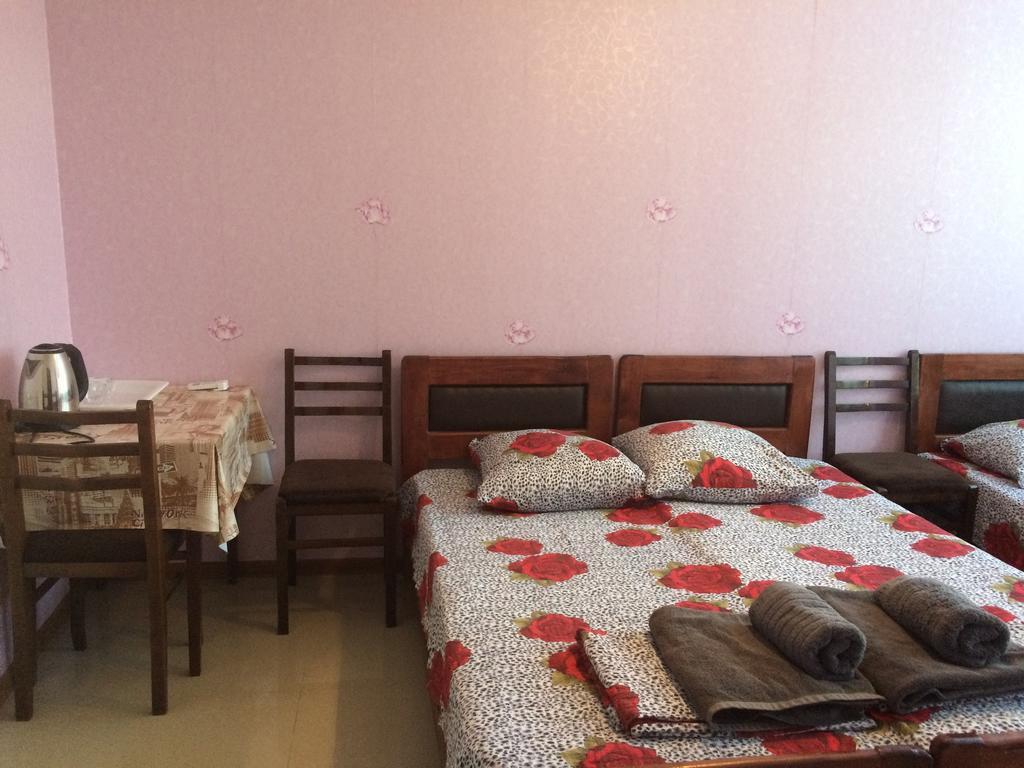 Alex'S Cosy Guesthouse Tbilisi Bagian luar foto