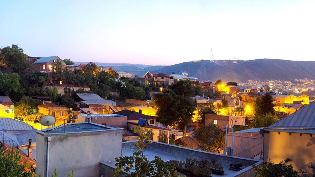Alex'S Cosy Guesthouse Tbilisi Bagian luar foto