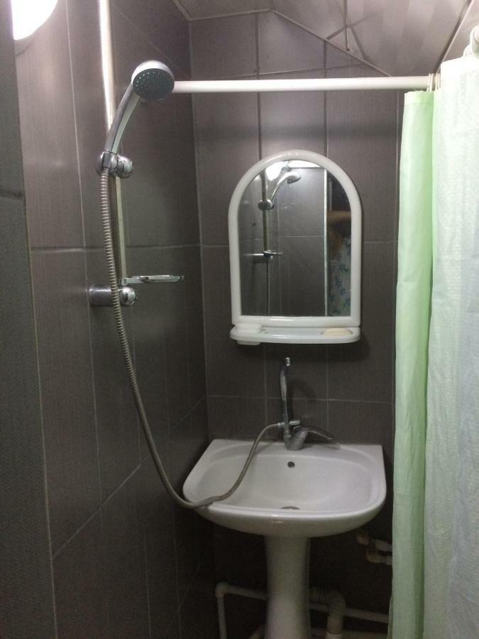 Alex'S Cosy Guesthouse Tbilisi Bagian luar foto