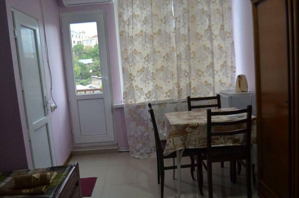 Alex'S Cosy Guesthouse Tbilisi Bagian luar foto